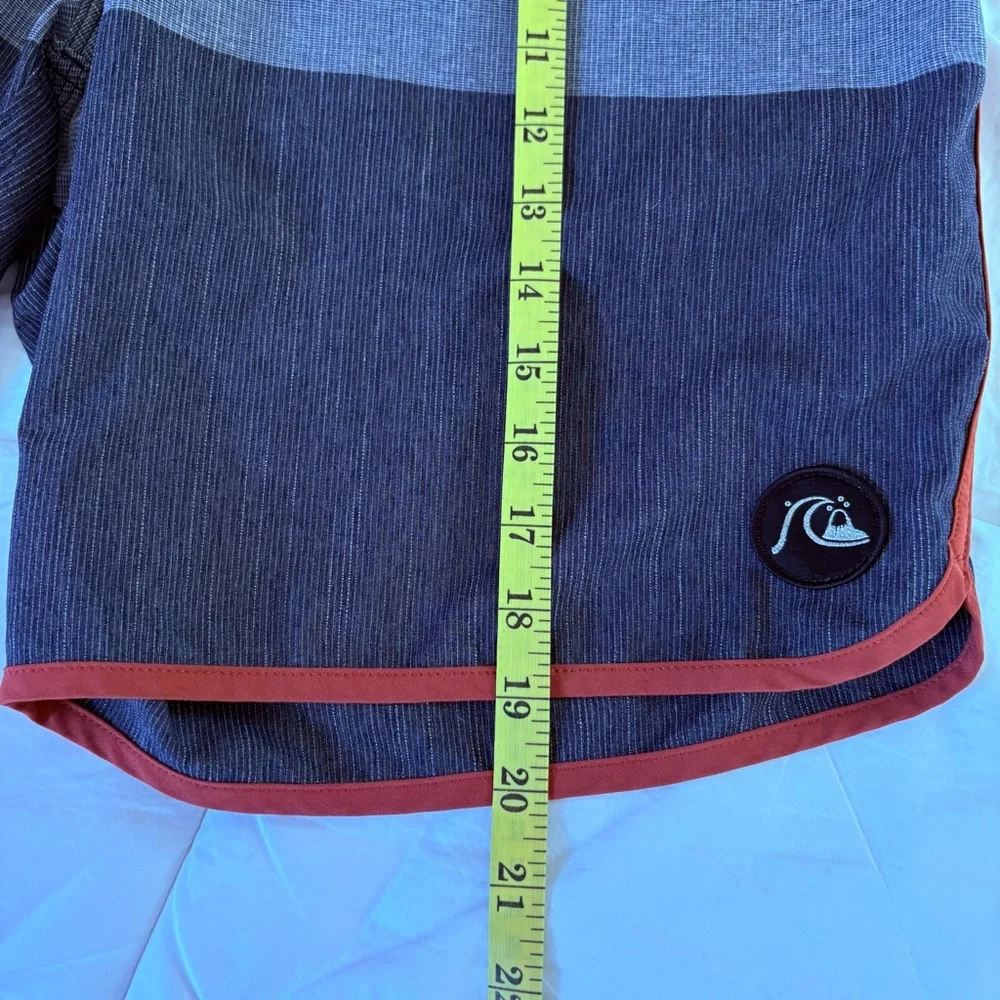 Quicksilver Surfsilk Tijuana 19” Boardshorts Blue Brown 34 Swim Shorts 4 Stretch